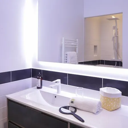 Cote Ouest Aix Les Bains Apart Otel