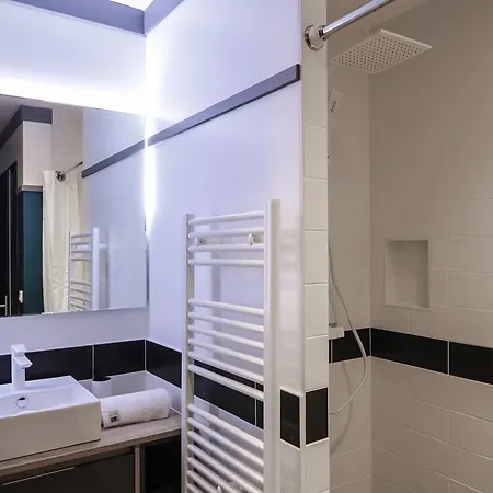 Cote Ouest Aix Les Bains 4* 엑스레뱅